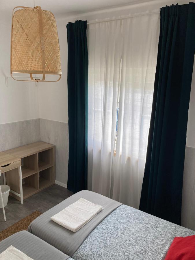 Albergue Surfer'S Den Ericeira Exterior foto